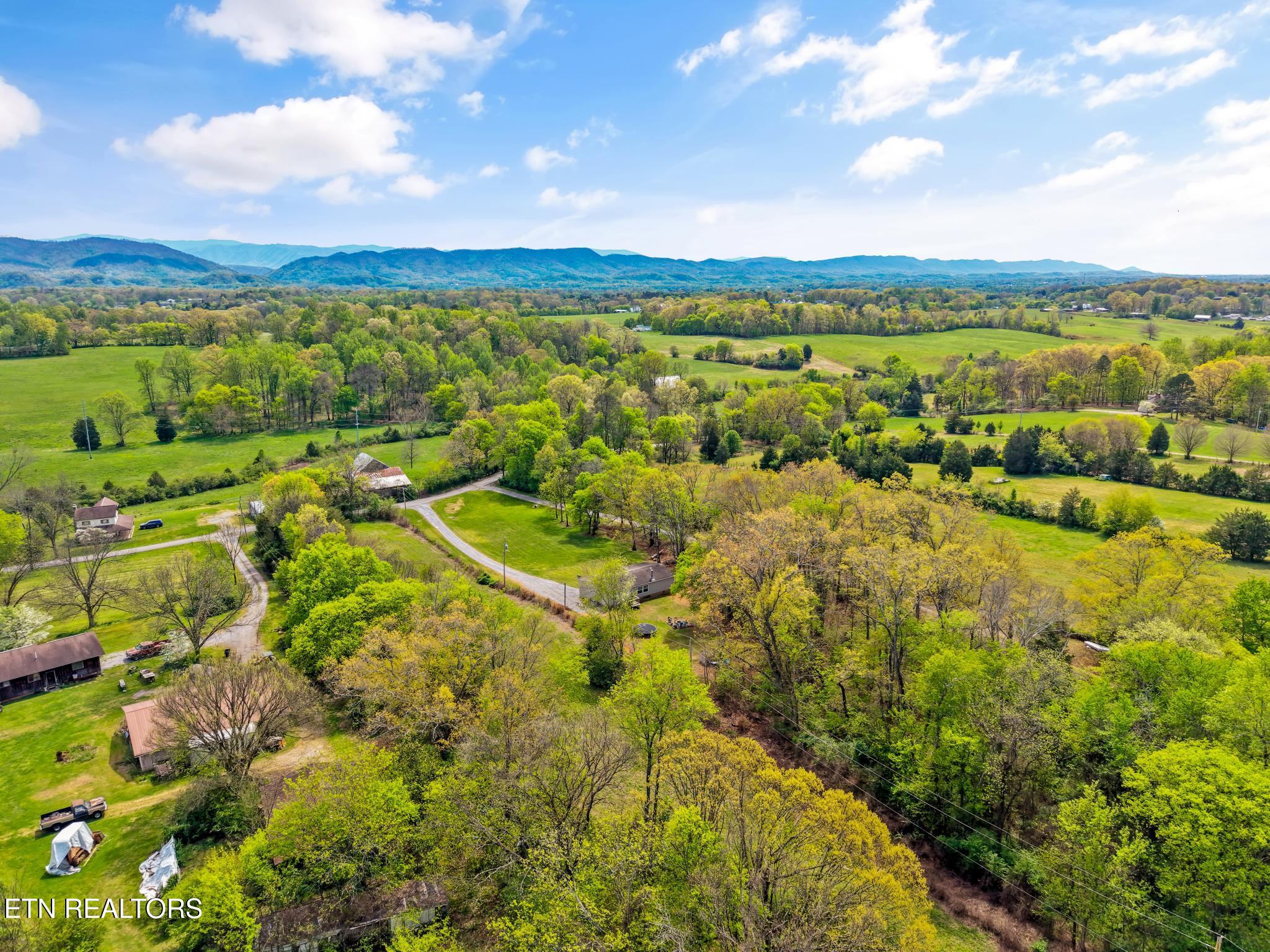 5121 Green Road Maryville, TN 37804 - Photo 37 of 39 IMG_5823