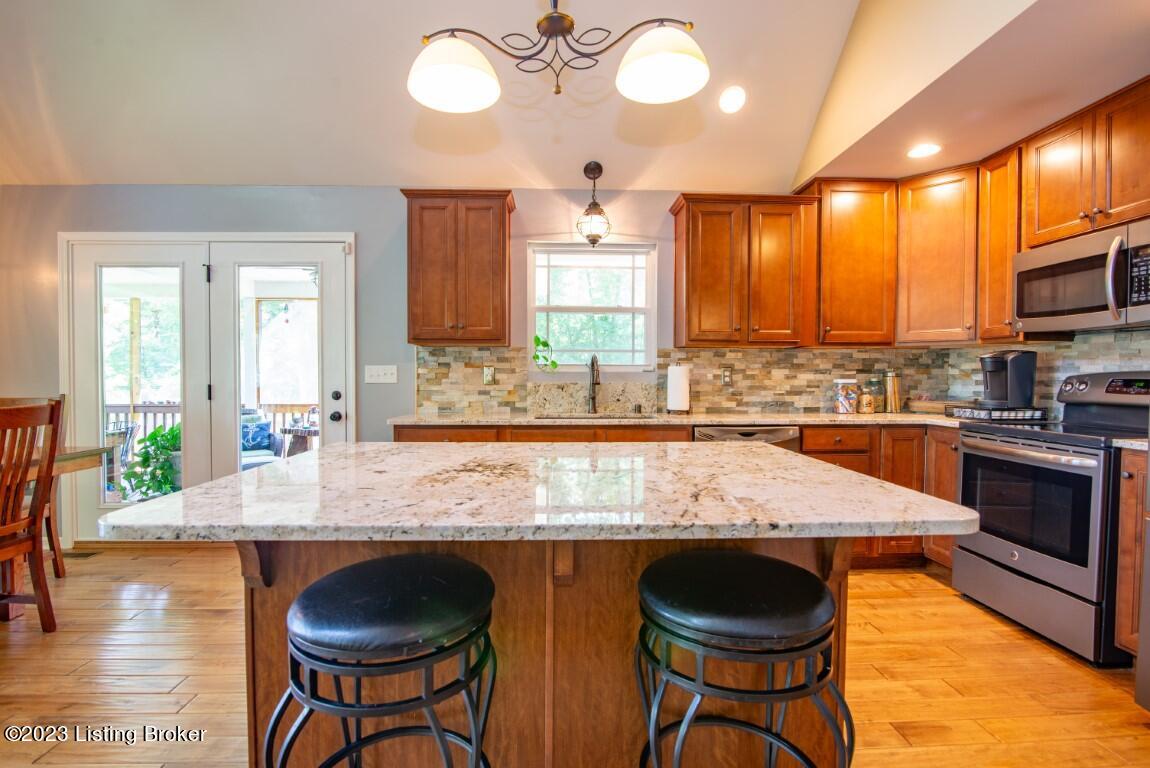 376 Riverside Lane Falls Of Rough, KY 40119 - Photo 8 of 83 376 Riverside-39