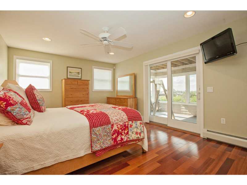 1148 Succotash Road Narragansett, RI 02879 - Photo 14 of 25 Master Bedroom.