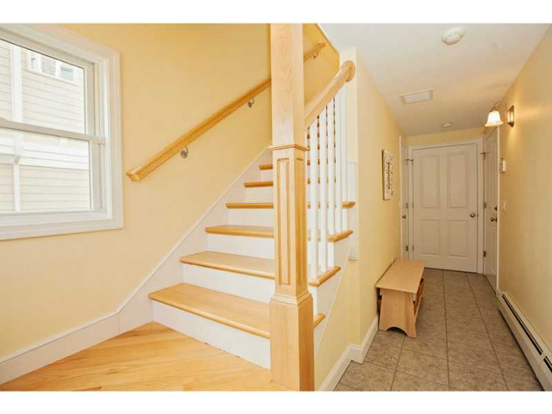 1148 Succotash Road Narragansett, RI 02879 - Photo 20 of 25 Entry.