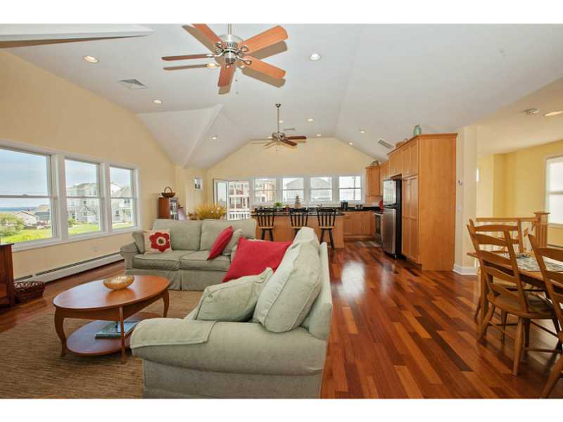1148 Succotash Road Narragansett, RI 02879 - Photo 7 of 25 Den/Family/Great Room.