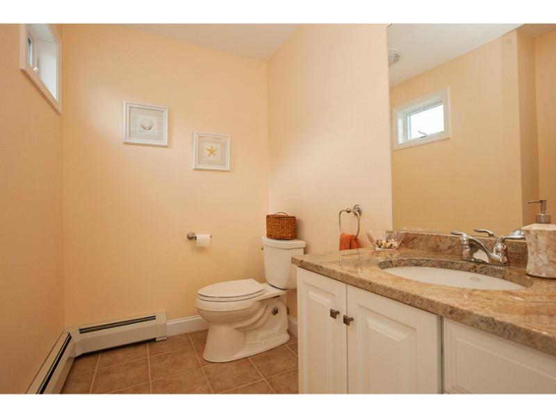 1148 Succotash Road Narragansett, RI 02879 - Photo 10 of 25 Bathroom.