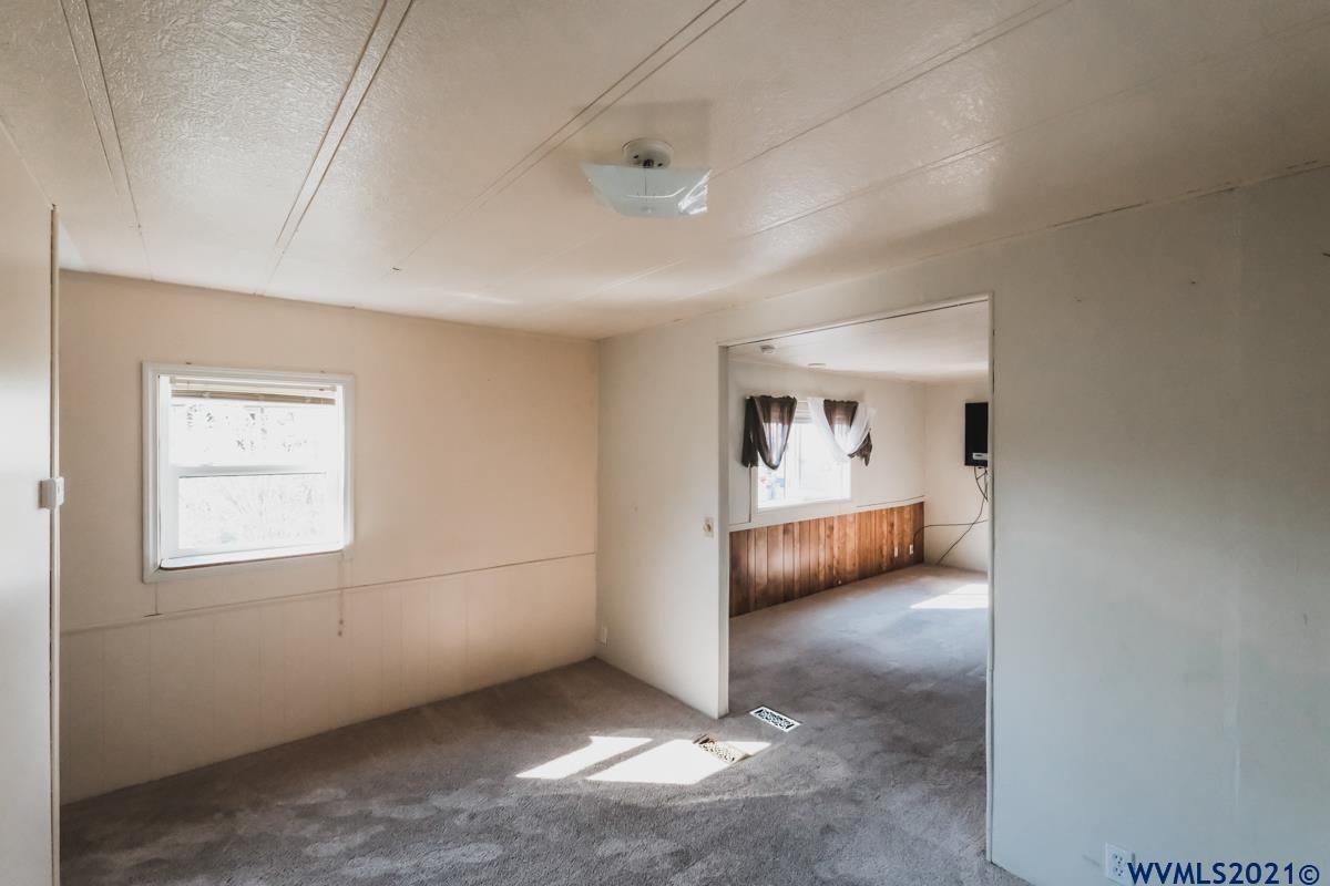 2796 South Main Road, Unit 83 Lebanon, OR 97355 - Photo 7 of 39 Gallery Image 7