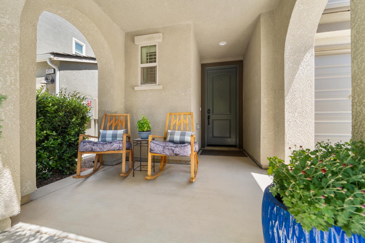 4301 San Miguel Road Madera, CA 93636 - Photo 5 of 60 a view of a house with backyard and sitting area