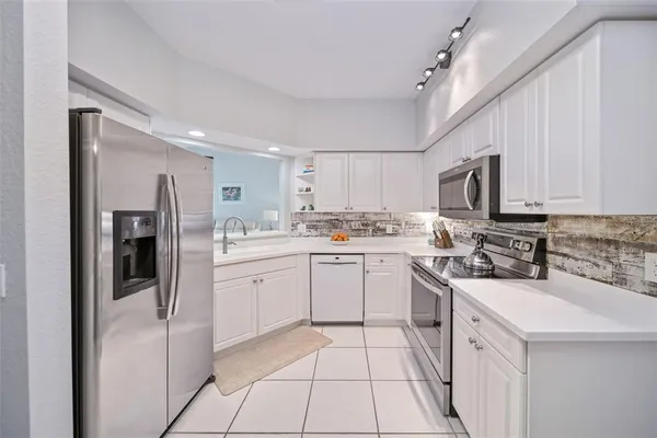 $295,000 | 7667 Sweetbay Circle, Unit 11102, Bradenton, FL 34203