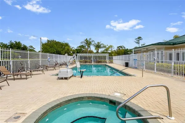 $295,000 | 7667 Sweetbay Circle, Unit 11102, Bradenton, FL 34203
