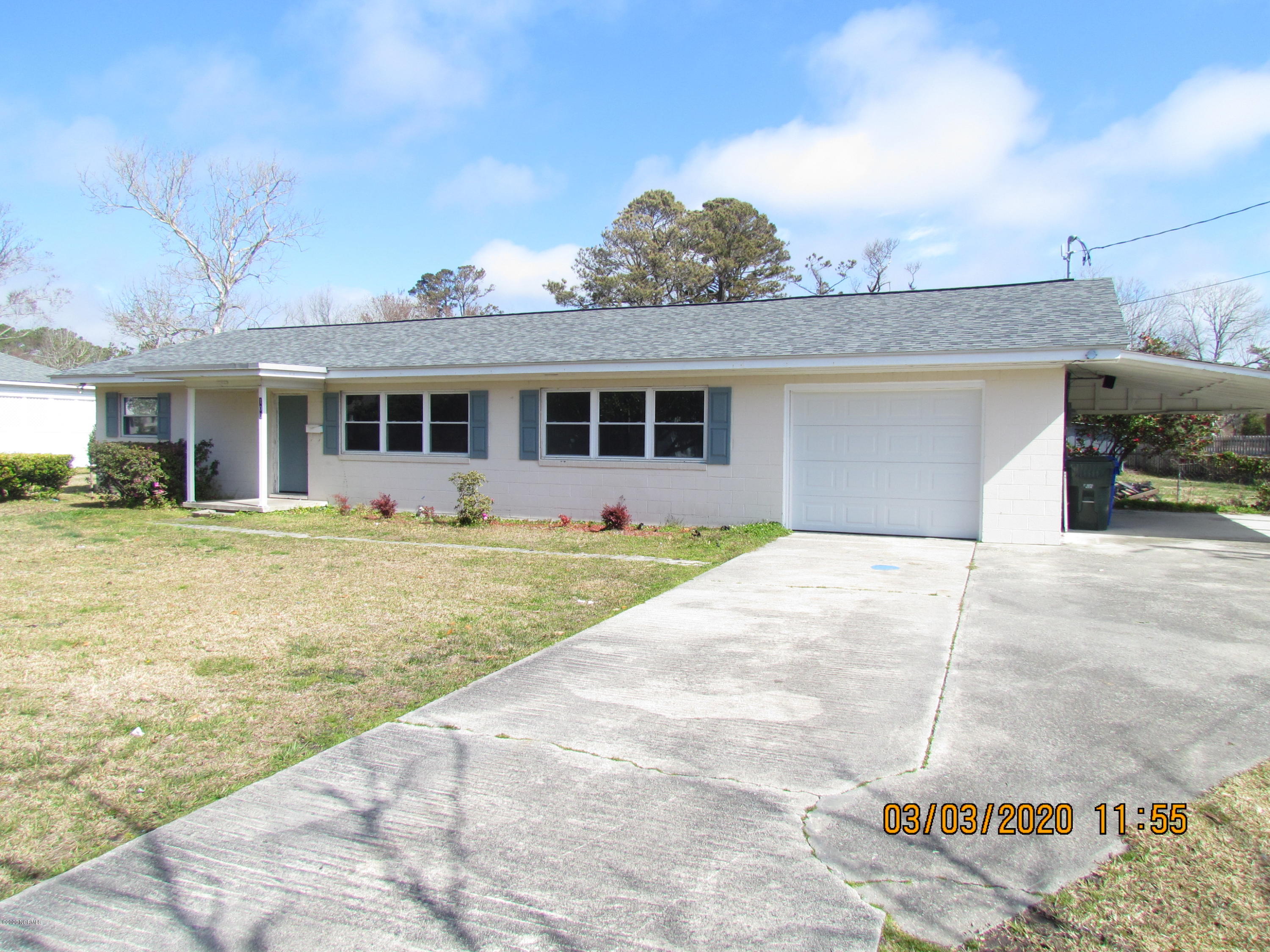 100 Campen Road Beaufort, NC 28516 - Photo 1 of 17 IMG_3902