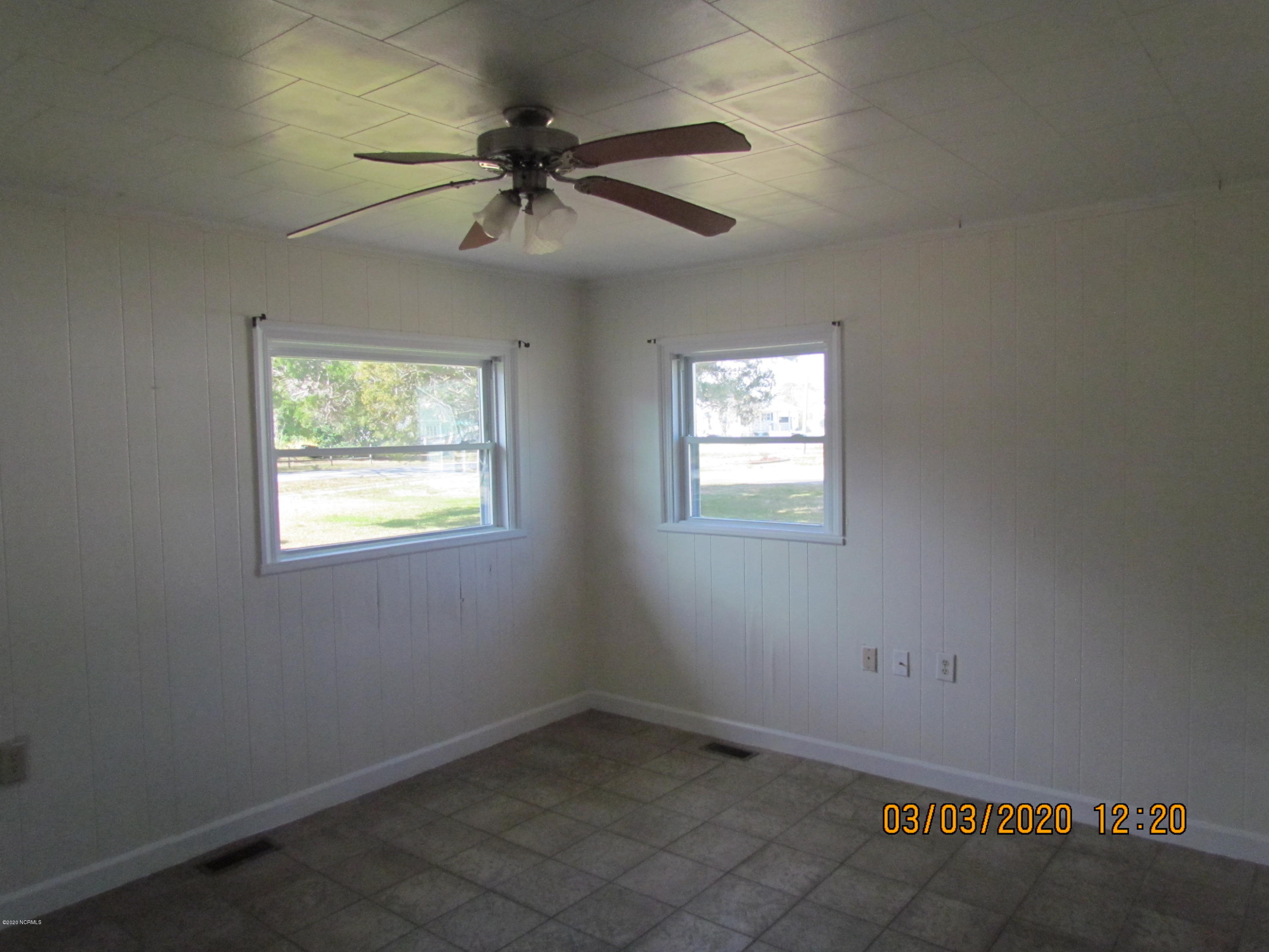 100 Campen Road Beaufort, NC 28516 - Photo 12 of 17 IMG_3913