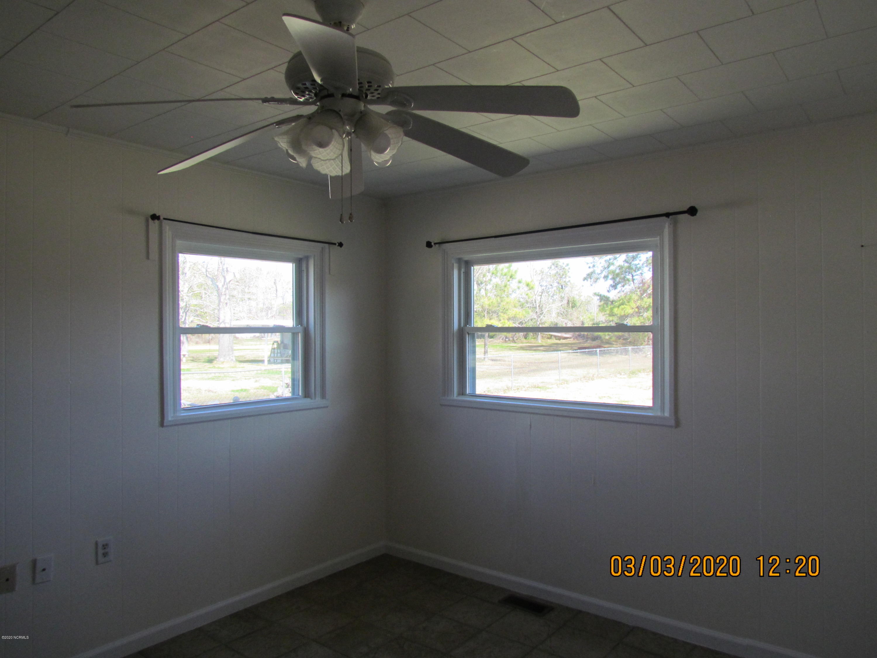 100 Campen Road Beaufort, NC 28516 - Photo 15 of 17 IMG_3916