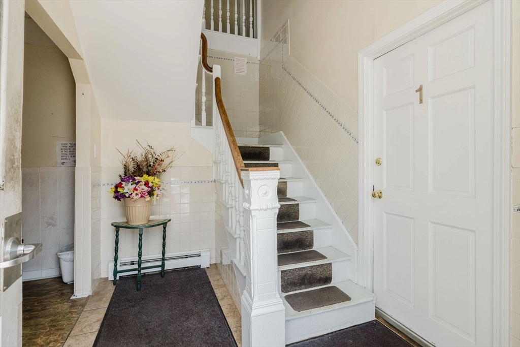 517 South Main Street Fall River, MA 02721 - Photo 4 of 34