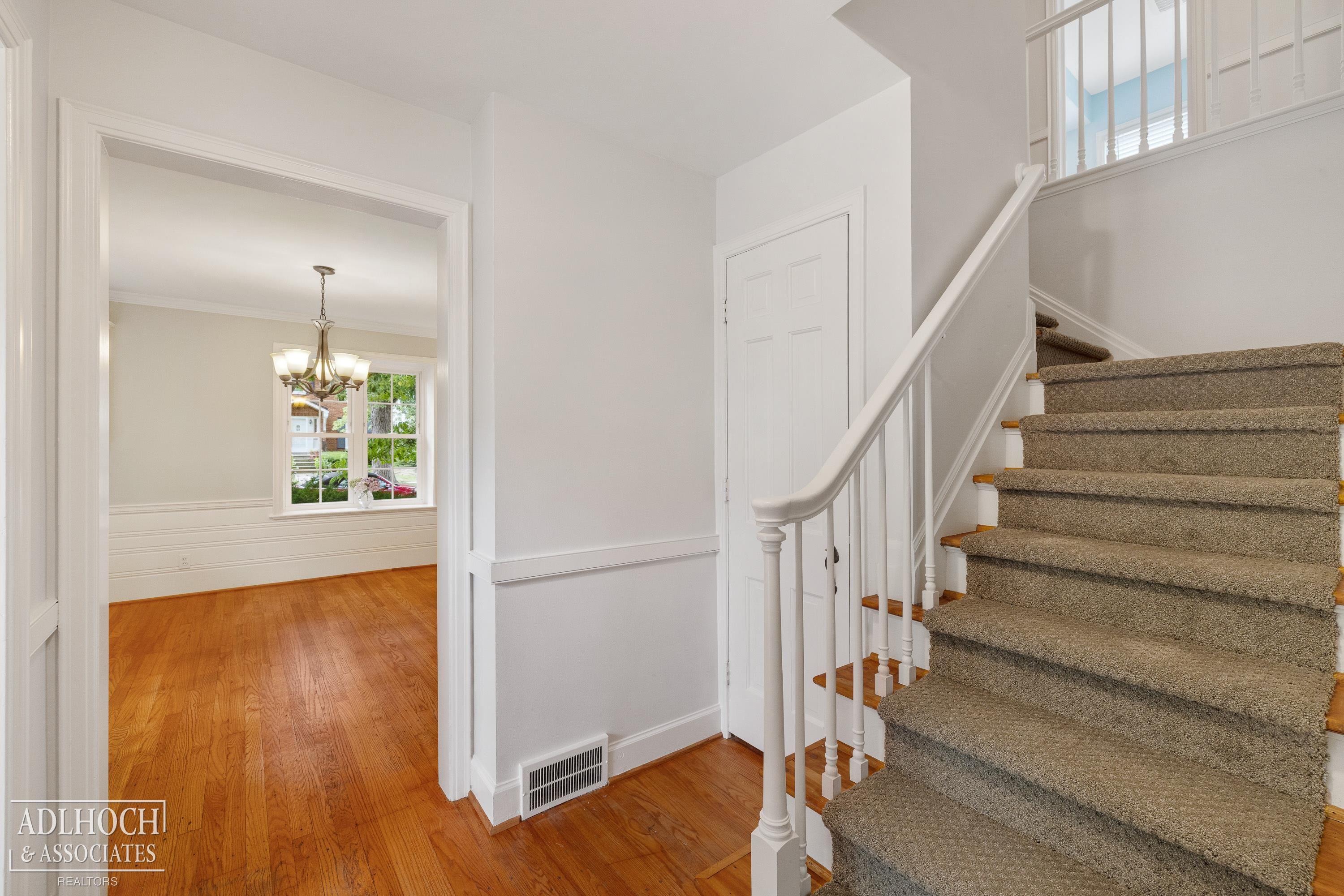 380 Merriweather Road Grosse Pointe Farms, MI 48236 - Photo 12 of 25