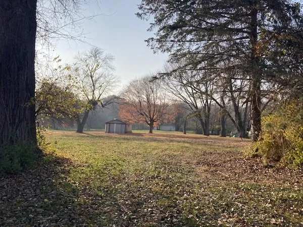 $189,000 | 6676 Northwest Waukomis Drive, Kansas City, MO 64151