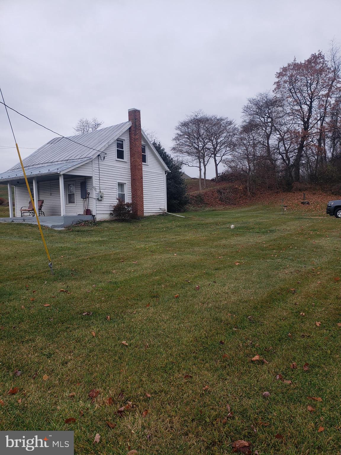 14628 Roddy Road Thurmont, MD 21788 - Photo 7 of 19 Left side