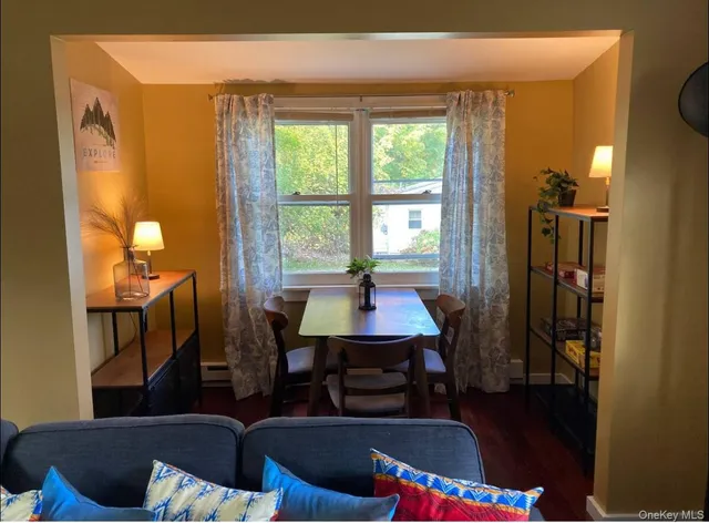 $1,700 | 21 Derussey Lane, Unit 17, Cornwall, NY 12518