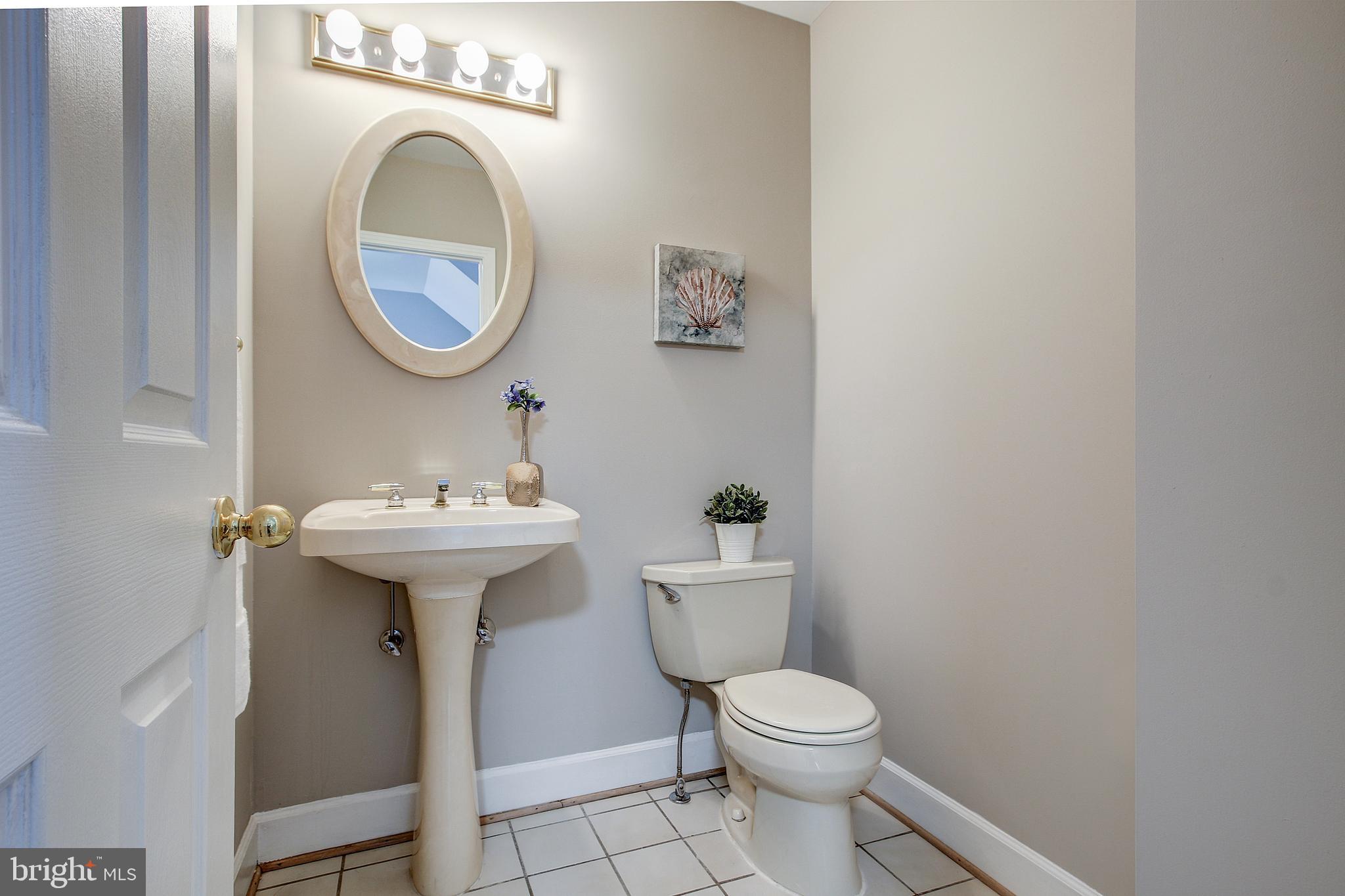 6925 Persimmon Tree Road Bethesda, MD 20817 - Photo 22 of 53