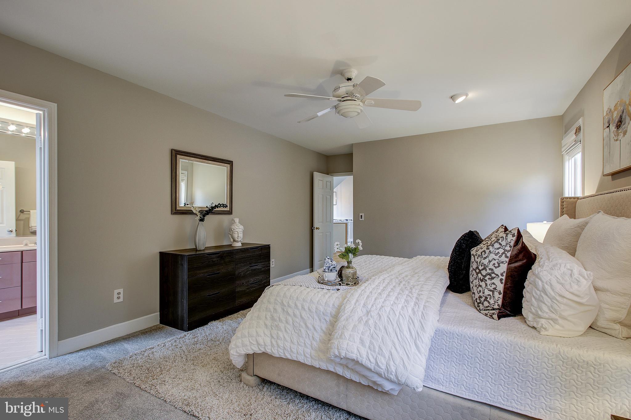 6925 Persimmon Tree Road Bethesda, MD 20817 - Photo 24 of 53