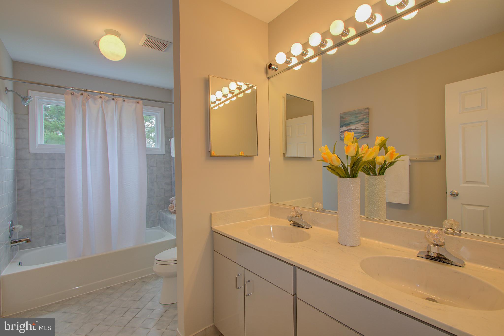 6925 Persimmon Tree Road Bethesda, MD 20817 - Photo 34 of 53