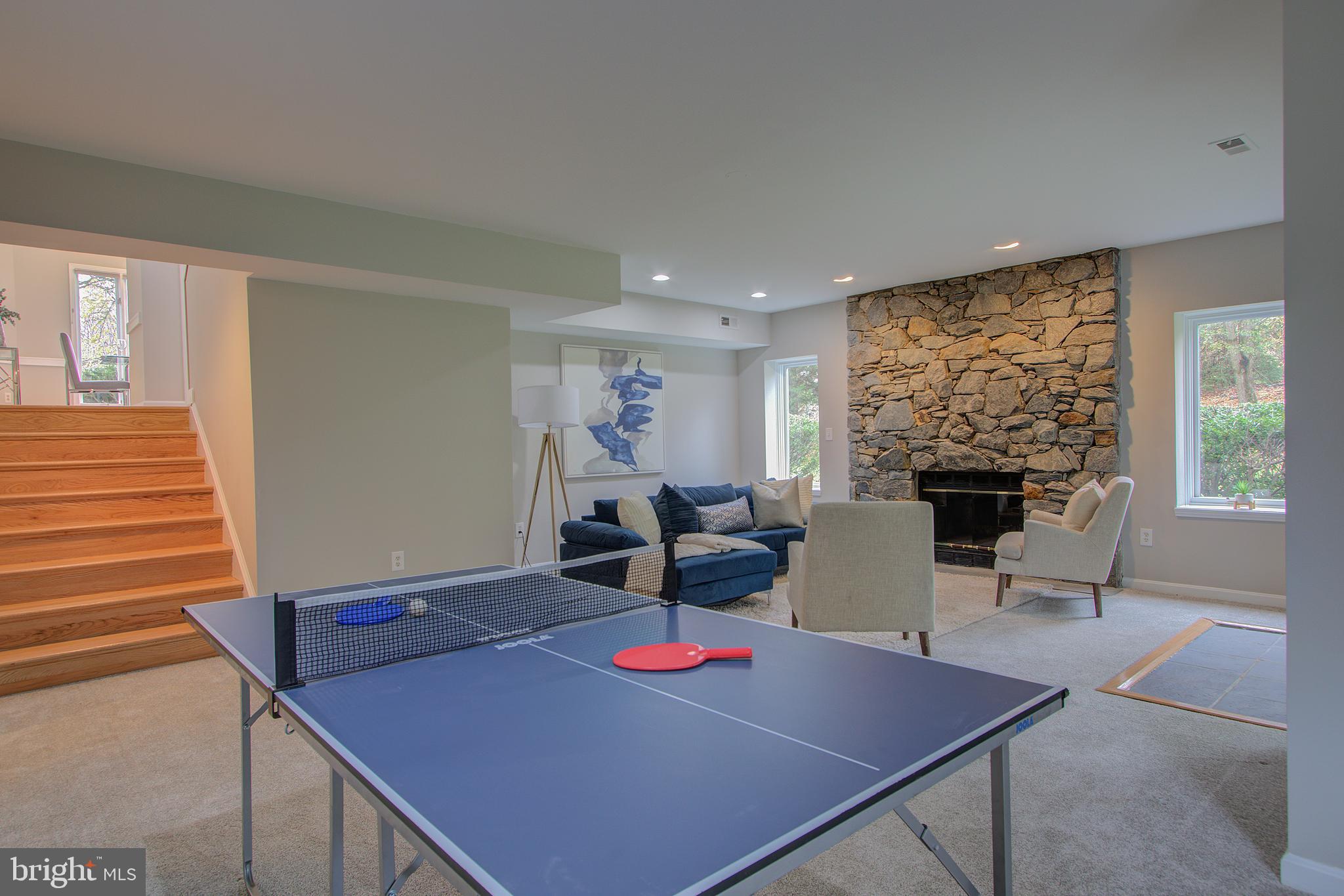 6925 Persimmon Tree Road Bethesda, MD 20817 - Photo 36 of 53