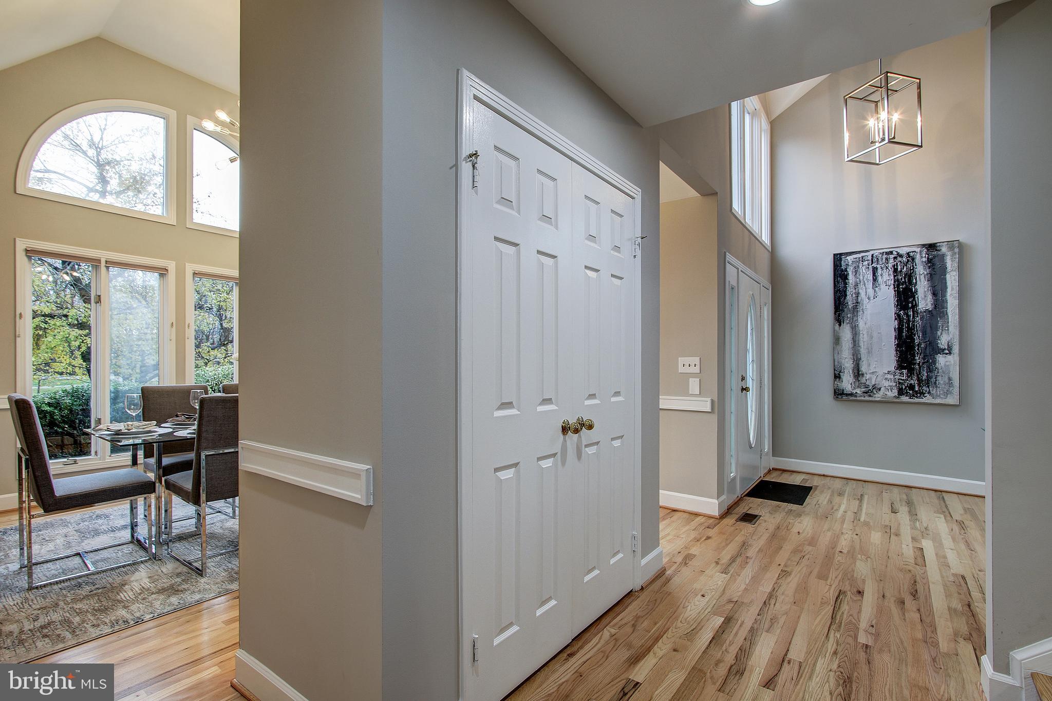 6925 Persimmon Tree Road Bethesda, MD 20817 - Photo 5 of 53