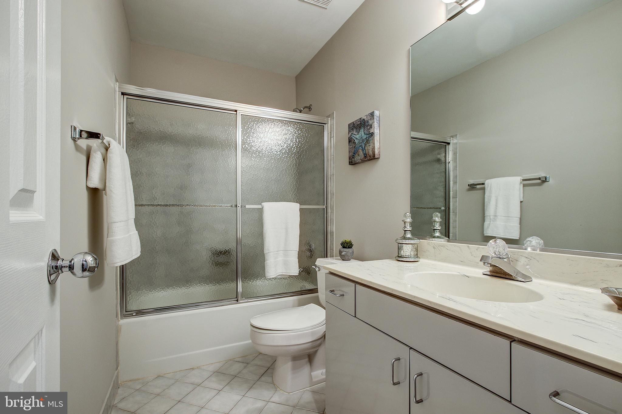 6925 Persimmon Tree Road Bethesda, MD 20817 - Photo 41 of 53