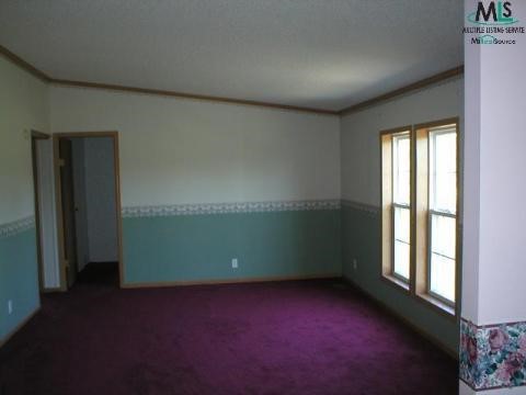 7739 Shea Road Fair Haven, MI 48023 - Photo 8 of 9 551663-7.JPG