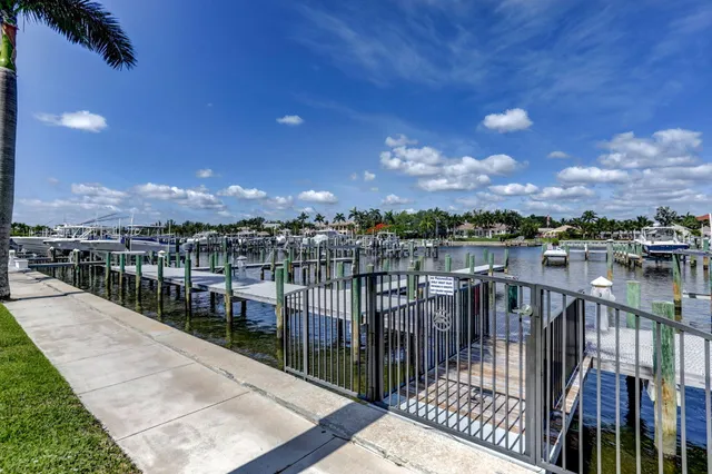 $5,800 | 834 Bay Colony Drive South, Juno Beach, FL 33408