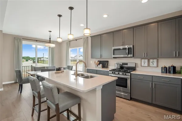 $541,500 | 30 River Wind Drive, St. Charles, MO 63301