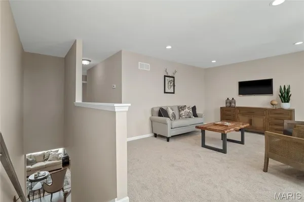 $541,500 | 30 River Wind Drive, St. Charles, MO 63301