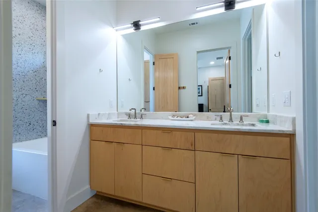 $1,500,000 | 247 Peninsula Drive, Burnet, TX 78611