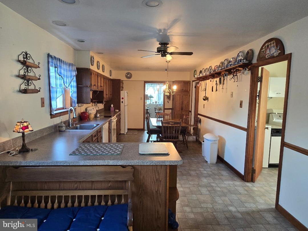 616 Beechwood Road Willow Grove, PA 19090 - Photo 5 of 16