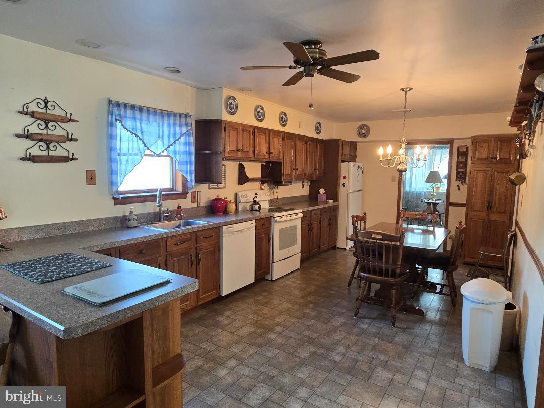 616 Beechwood Road Willow Grove, PA 19090 - Photo 6 of 16