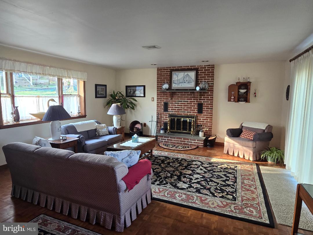 616 Beechwood Road Willow Grove, PA 19090 - Photo 8 of 16