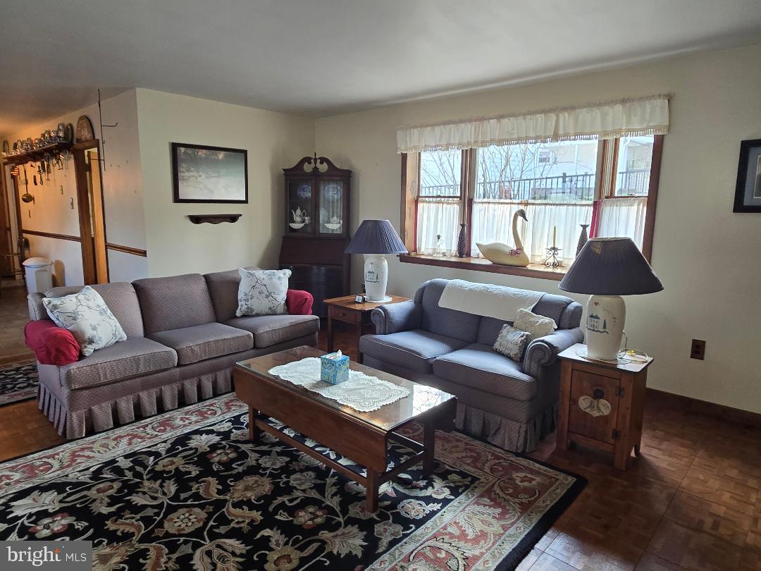 616 Beechwood Road Willow Grove, PA 19090 - Photo 10 of 16