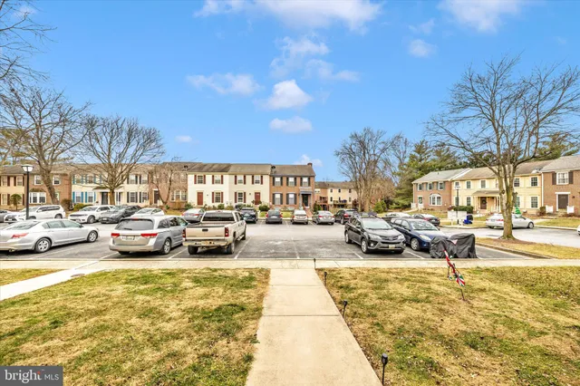 $350,000 | 8289 Black Haw Court, Frederick, MD 21701