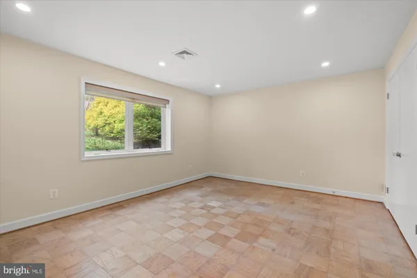 $9,500 | 4905 Dorset Avenue, Chevy Chase, MD 20815