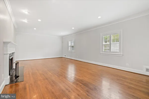 $9,500 | 4905 Dorset Avenue, Chevy Chase, MD 20815
