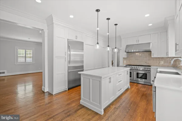 $9,500 | 4905 Dorset Avenue, Chevy Chase, MD 20815
