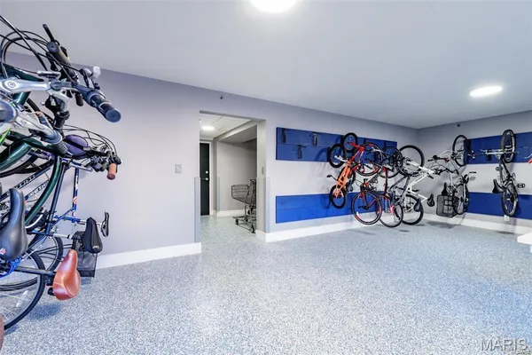 $950 | 210 North 17th Street, Unit 305, St. Louis, MO 63103