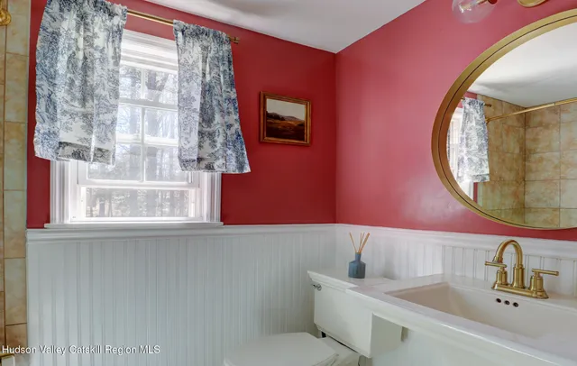 $569,000 | 200 Harry Wells Road, Saugerties, NY 12477