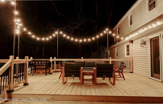 $569,000 | 200 Harry Wells Road, Saugerties, NY 12477