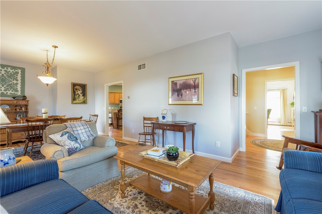184 Wickford Point Road North Kingstown, RI 02852 - Photo 14 of 40 Gallery Image 14