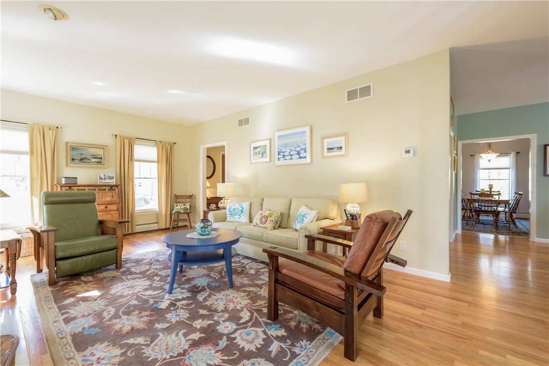 184 Wickford Point Road North Kingstown, RI 02852 - Photo 6 of 40 Beautiful hardwood floors on first floor