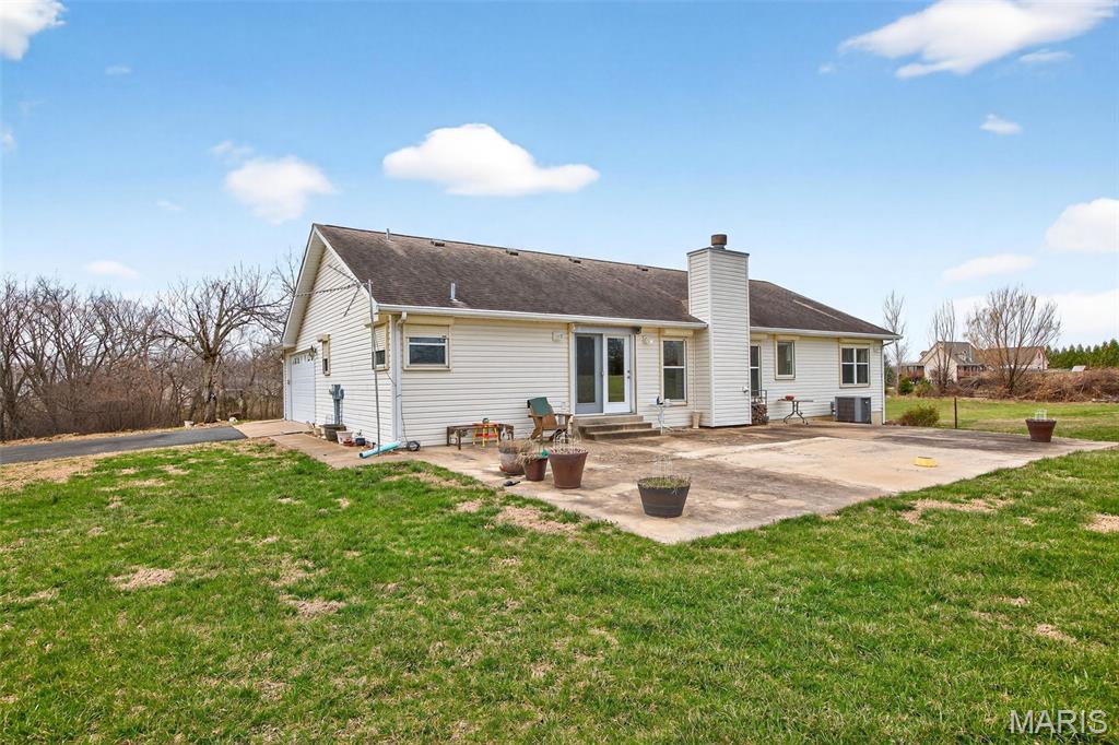 205 Deer View Drive Troy, MO 63379 - Photo 46 of 63