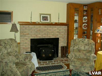 3617 Lower Saucon Road Hellertown, PA 18055 - Photo 4 of 15