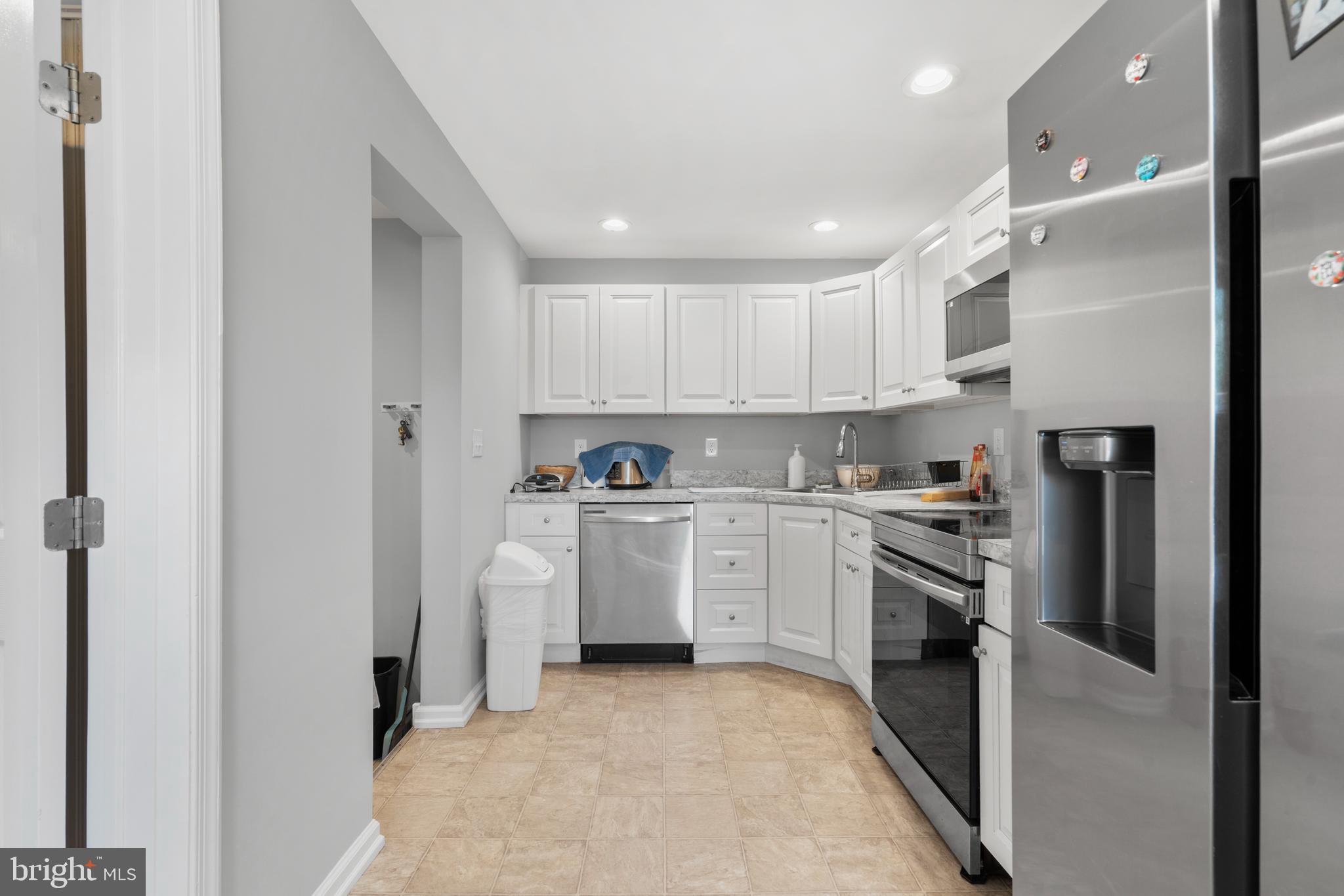 952 Ralph Avenue Langhorne, PA 19047 - Photo 10 of 36 Gallery Image 10