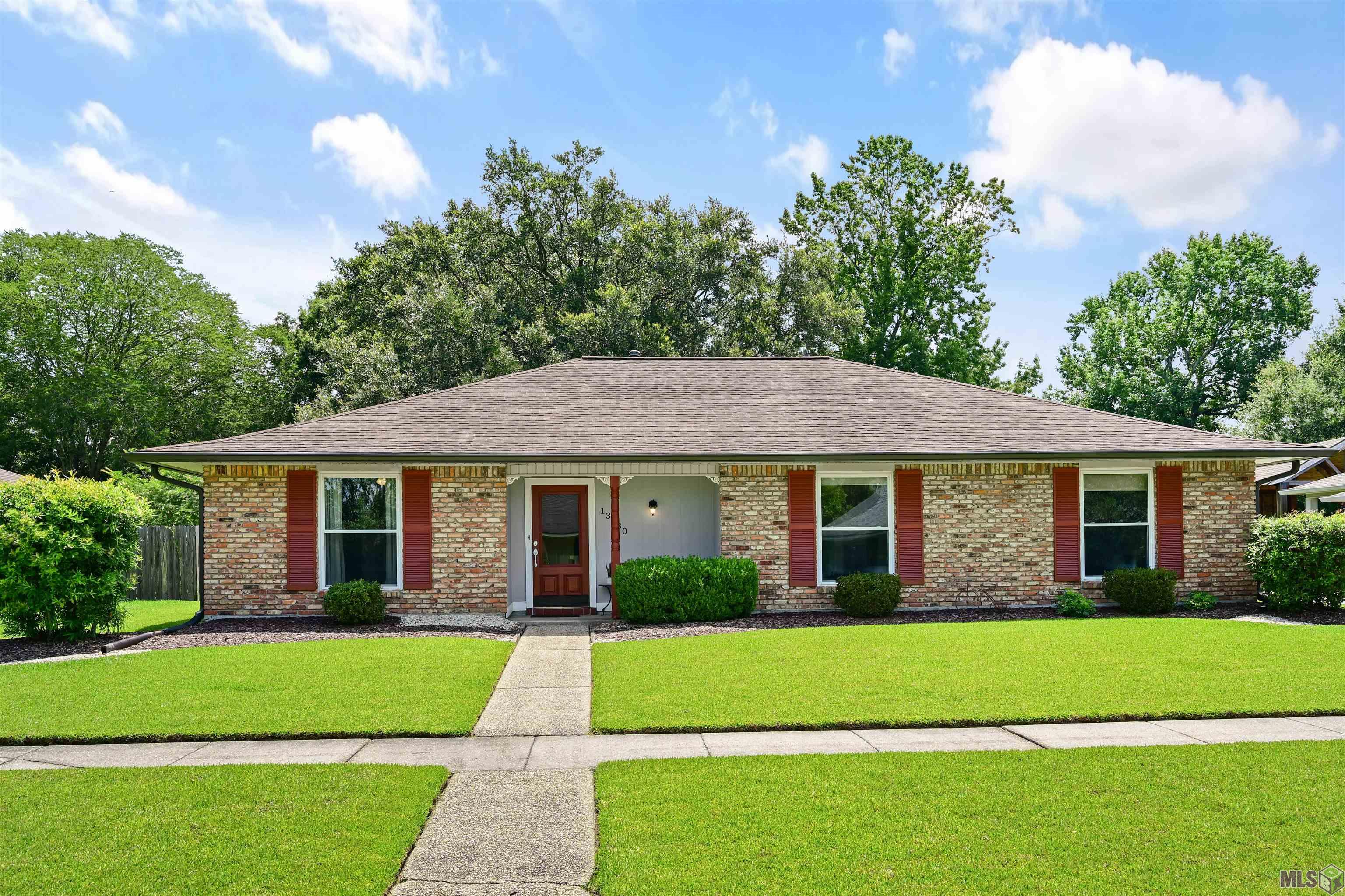 13430 Ridgeview Drive Baton Rouge, LA 70817 - Photo 1 of 27