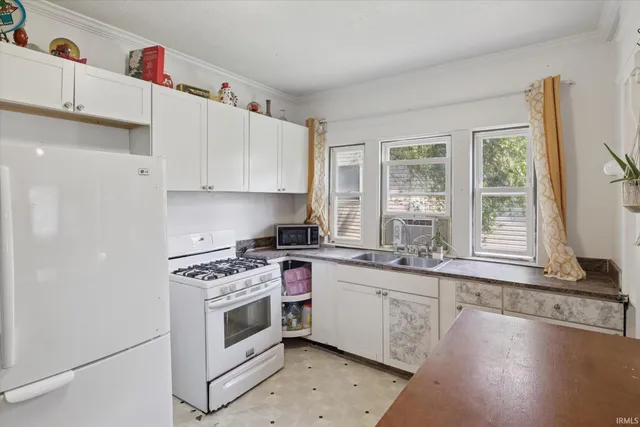 $106,000 | 714 West Blaine Avenue, Elkhart, IN 46516