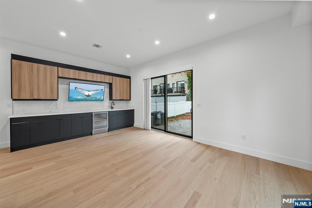 256 7th Street, Unit C Palisades Park, NJ 07650 - Photo 12 of 50