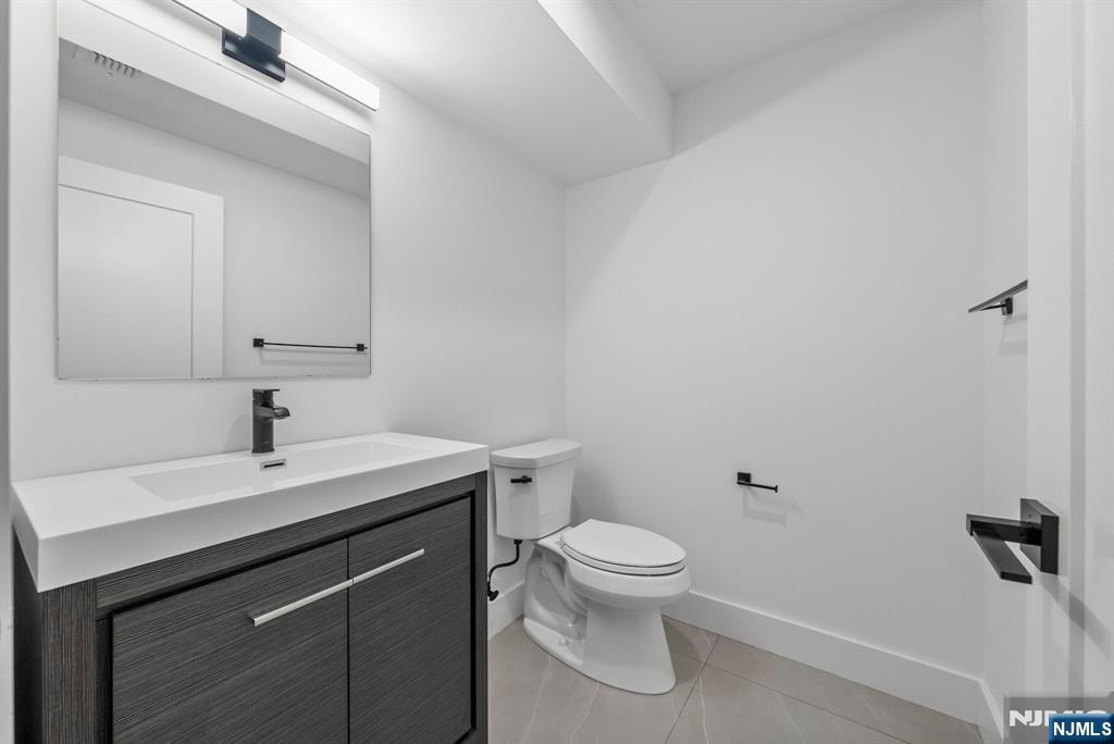 256 7th Street, Unit C Palisades Park, NJ 07650 - Photo 39 of 50