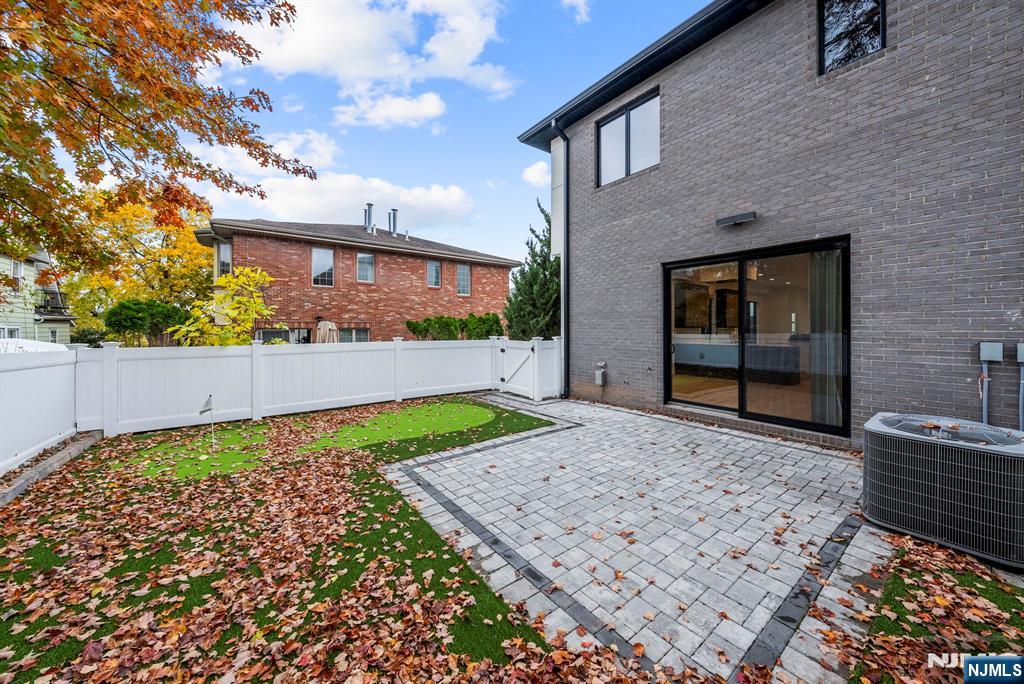 256 7th Street, Unit C Palisades Park, NJ 07650 - Photo 42 of 50